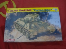 images/productimages/small/T34-76 Mod.1942 Formochka Dragon 1;35 nw. voor.jpg